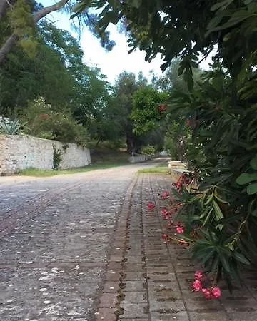 Tenuta Valle Della Corte 4*